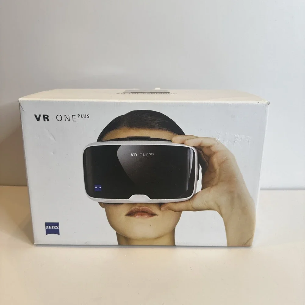 ZEISS VR One Plus Virtual Reality‎ Smartphone Headset
